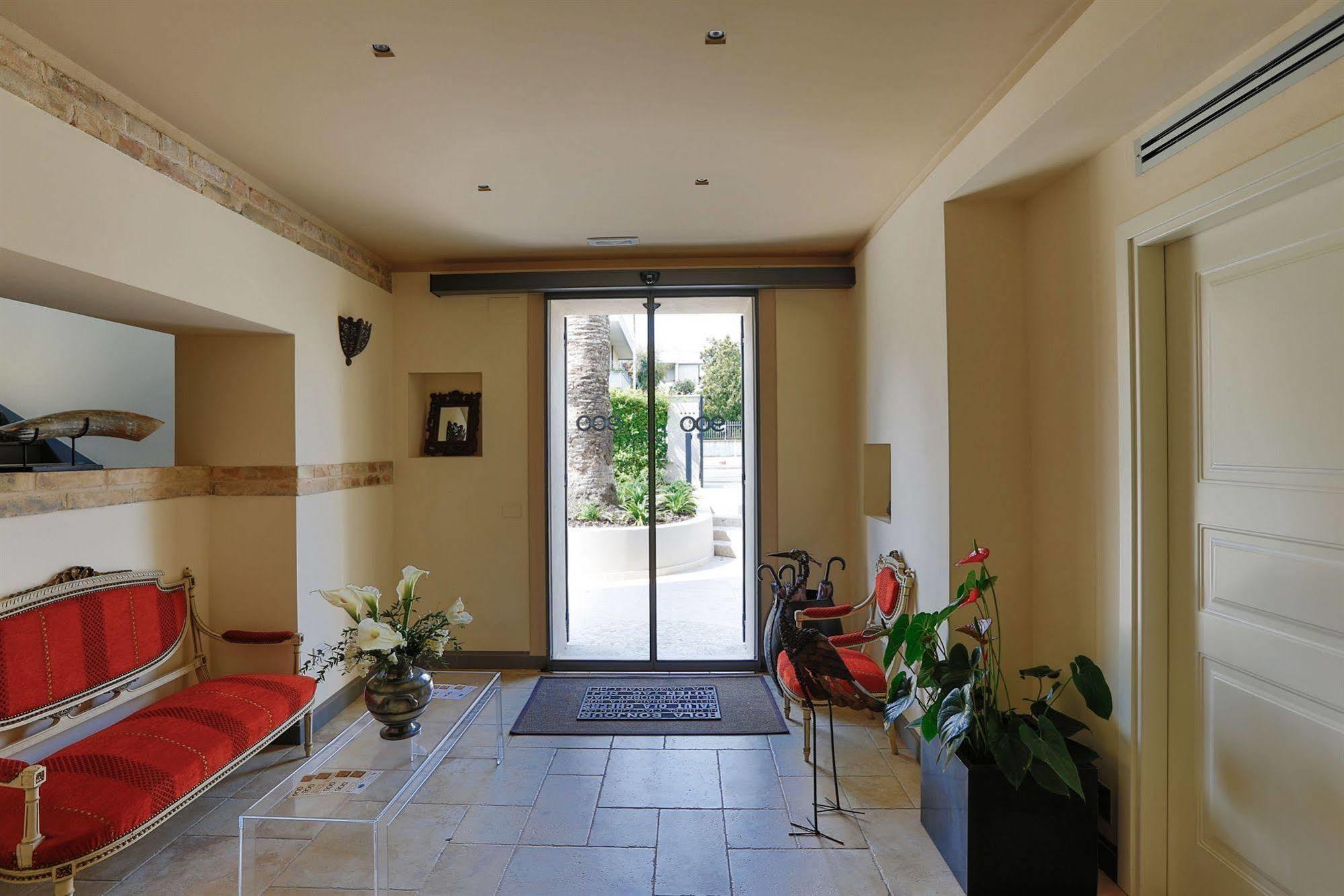 Hotel 900 Giulianova Esterno foto